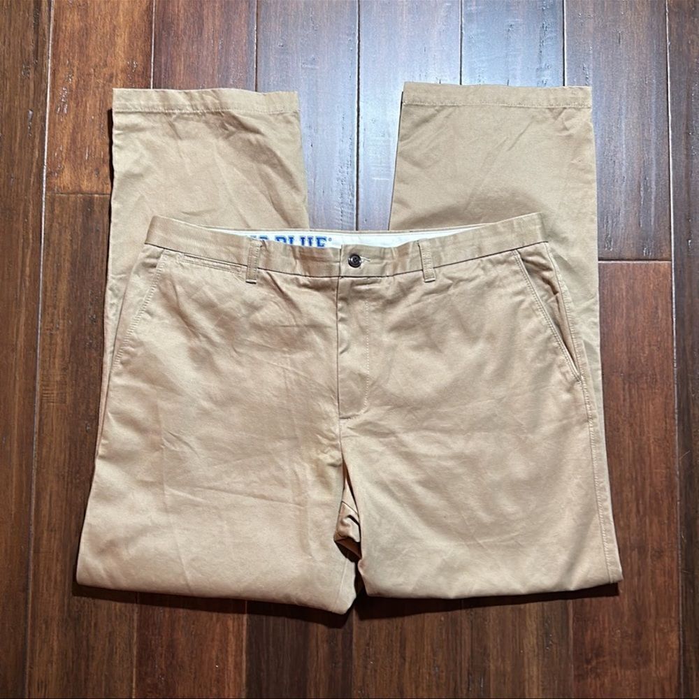 University of Kentucky Khaki Pants